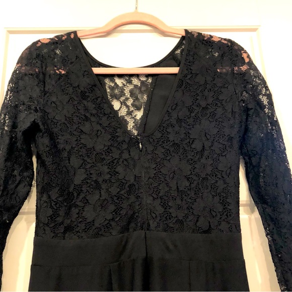 GB- lace jumpsuit - Picture 3 of 5